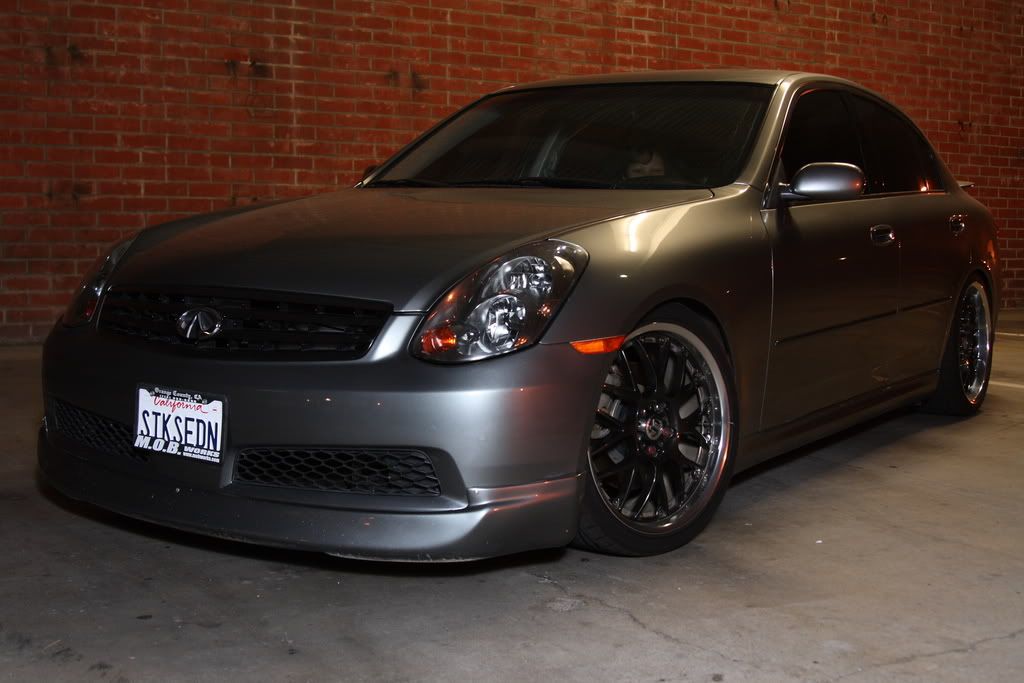 IMAGE: http://i192.photobucket.com/albums/z114/usingthejohn/CARS/flash.jpg