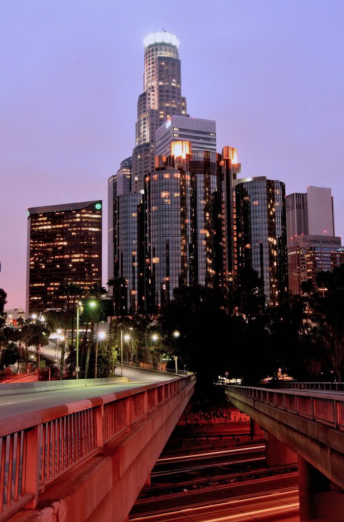 IMAGE: http://i192.photobucket.com/albums/z114/usingthejohn/Overpass.jpg