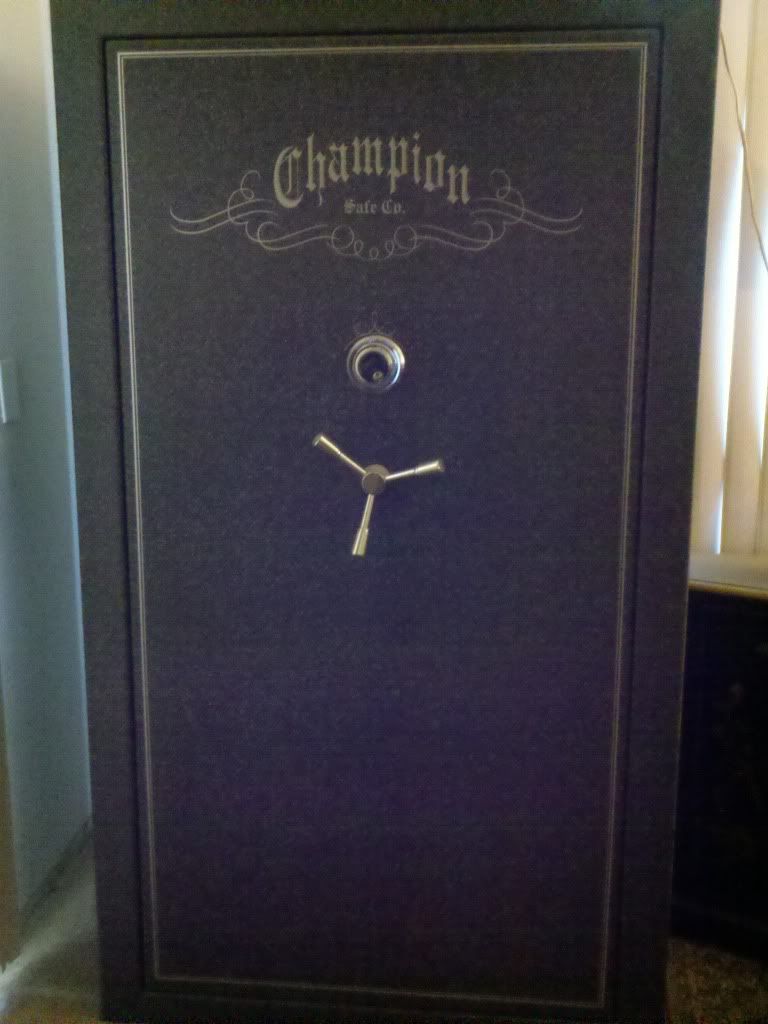 Champion Challenger Gun safe