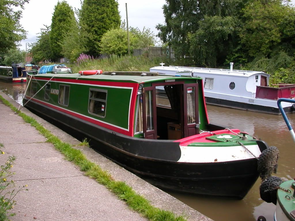 Middlewich Narrowboats Photos Holidays Afloat Canal World