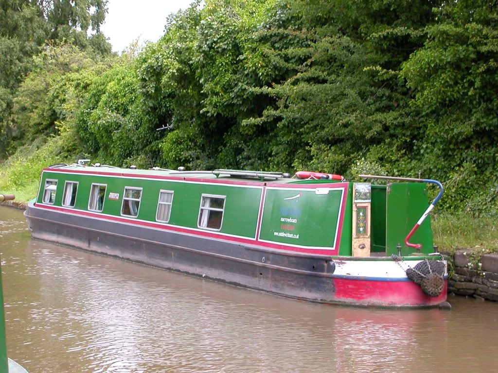 Middlewich Narrowboats Photos Holidays Afloat Canal World