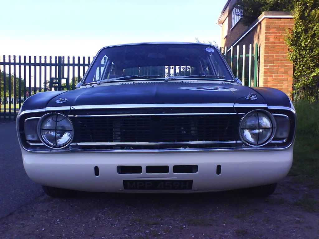 My Mk2 Cortina - Lowered Front