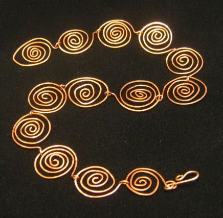 copper_spiral_necklace_1_small.jpg