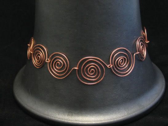 copper_spiral_necklace_3_small.jpg