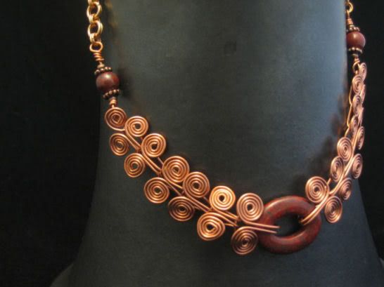 copper_swirl_necklace_5_small.jpg