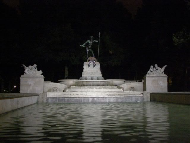 august2007Munichbynight.jpg