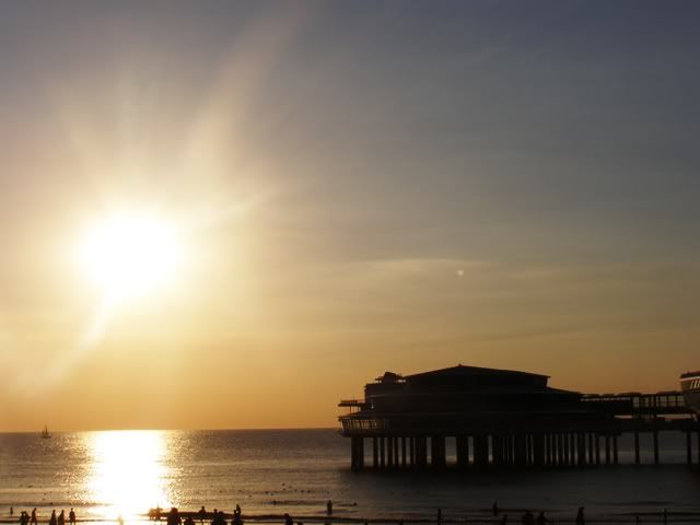 240708Scheveningensunsetpier.jpg