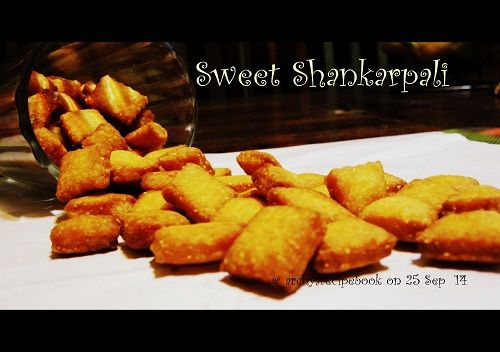 Sweet Shankarpali