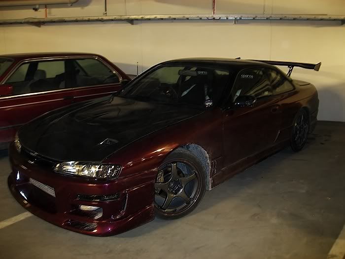 http://i192.photobucket.com/albums/z88/supersupra87/Garaget14mars/Silvia.jpg