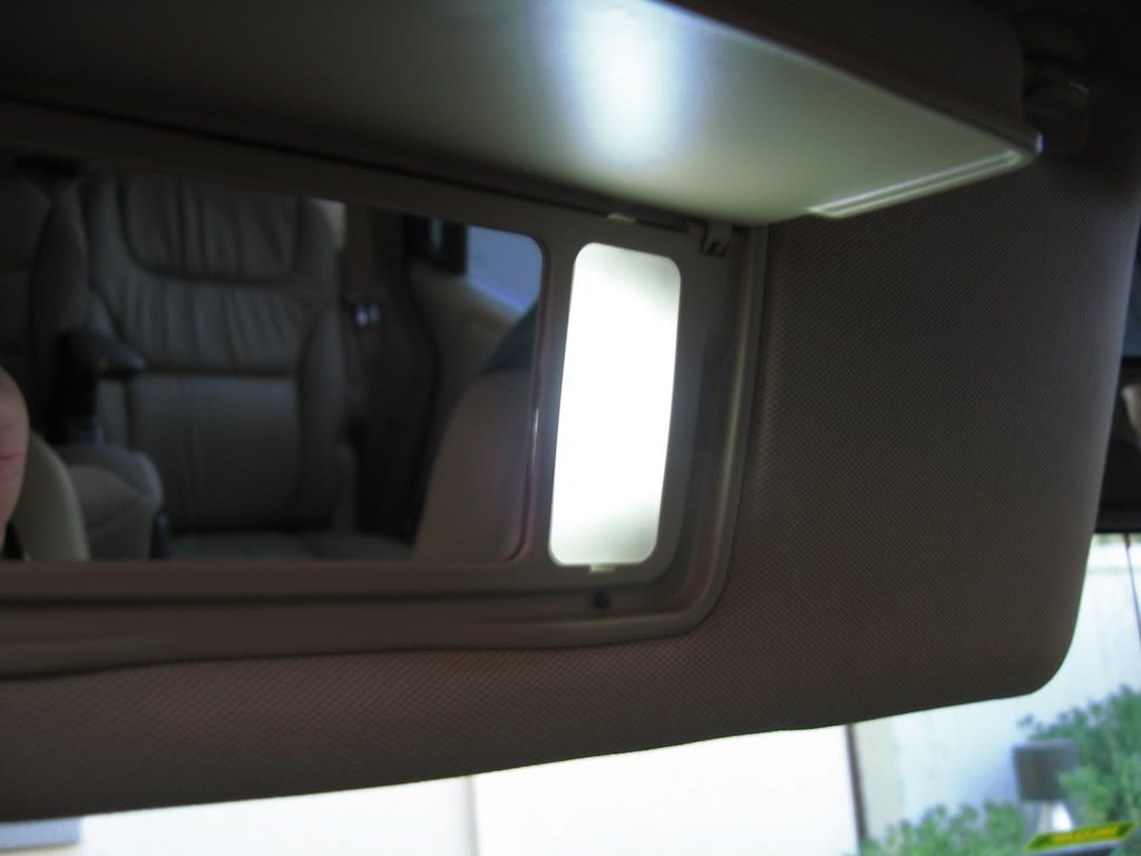 Dome lights cover removal