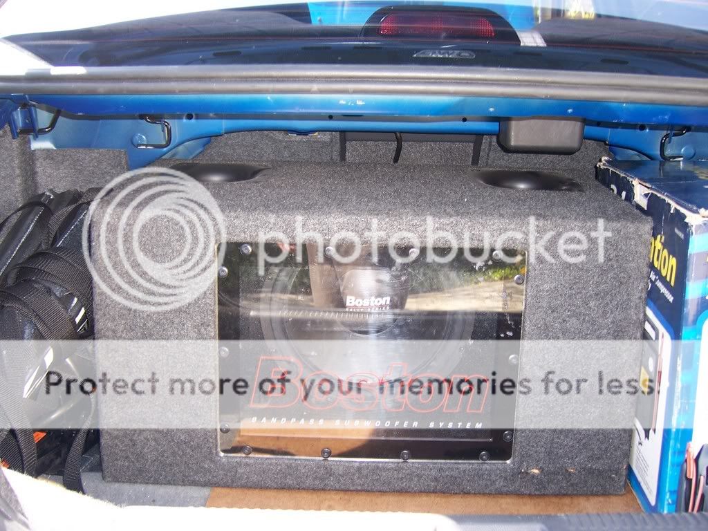 bandpass motor vehicle subwoofers